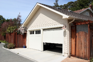 3-signs-that-your-garage-door-may-be-on-its-way-out